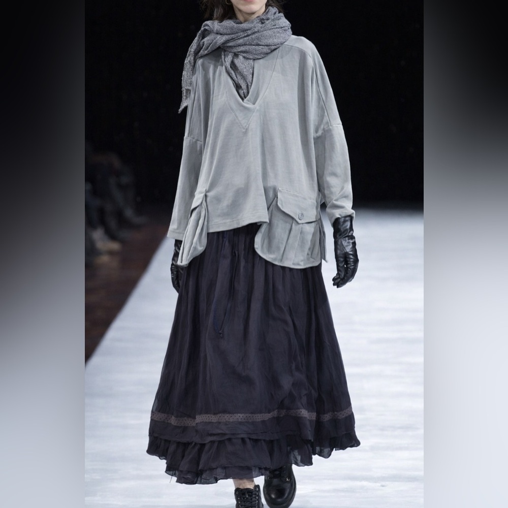 Elegant faded grey Skirt